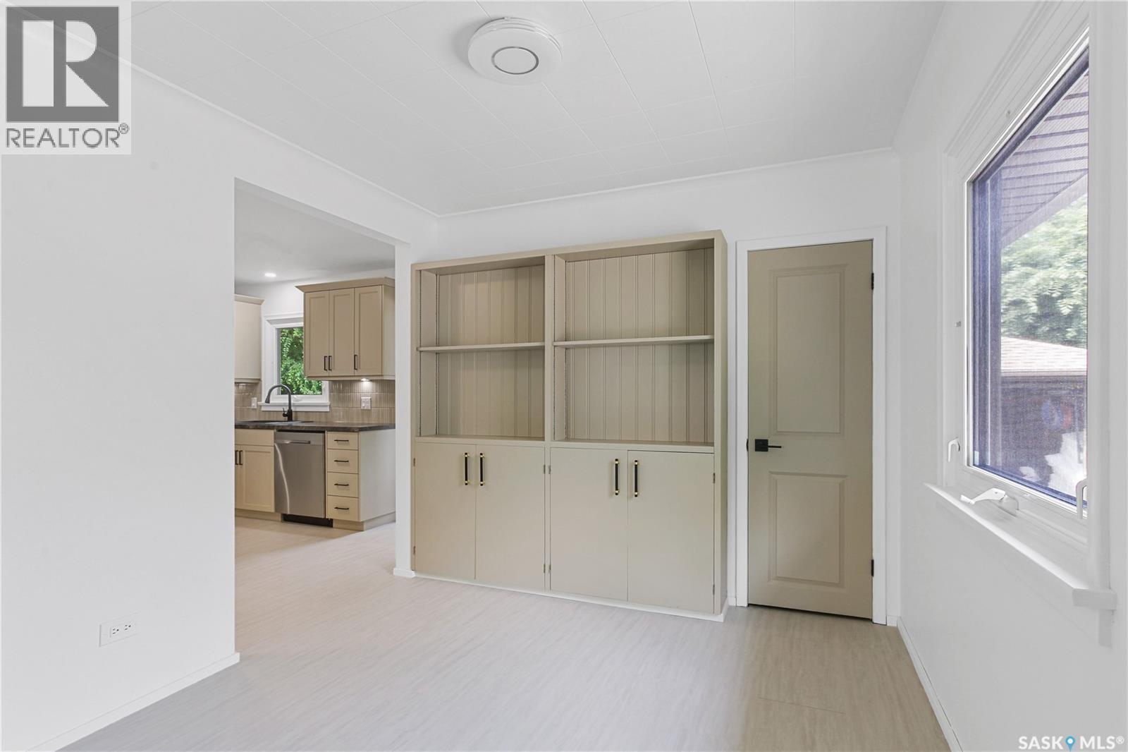 208 Edwards Street, Strasbourg, SK - Indoor Photo Showing Other Room