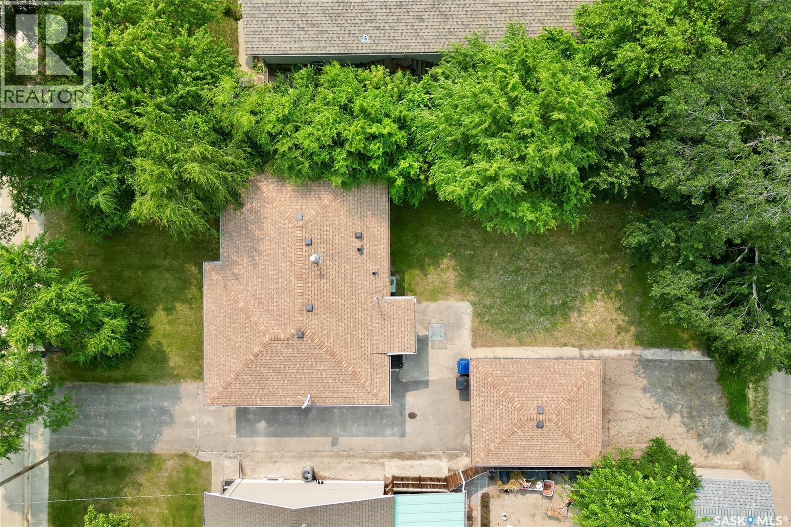 208 Edwards Street, Strasbourg, SK - Outdoor