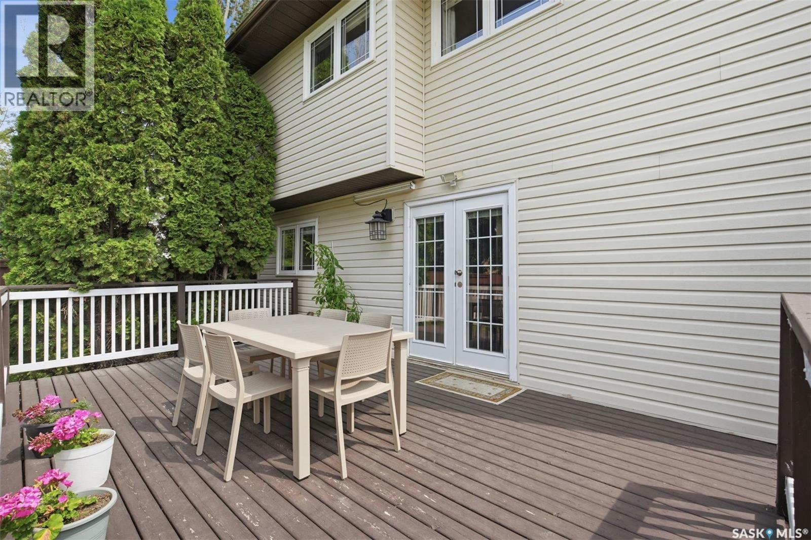 555 Nordstrum Road, Saskatoon, SK - Outdoor With Deck Patio Veranda With Exterior