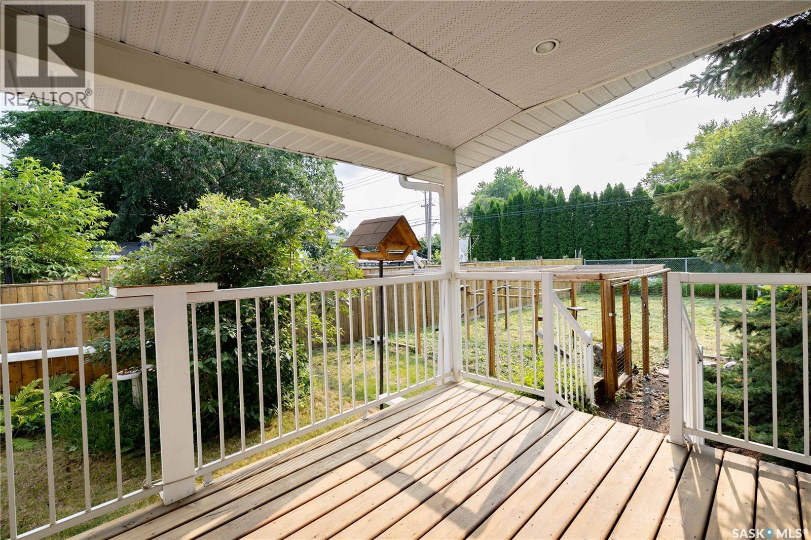 2808 Clarence Avenue S, Saskatoon, SK - Outdoor With Deck Patio Veranda With Exterior