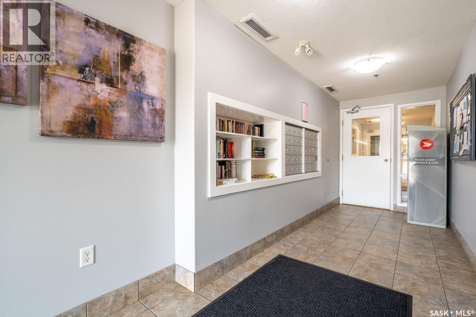 108 6345 Rochdale Boulevard, Regina, SK - Indoor Photo Showing Other Room