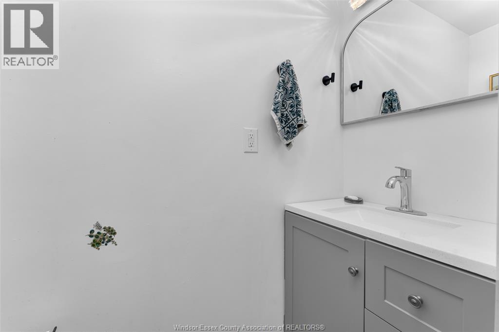 3660 Roxborough, Windsor, ON -