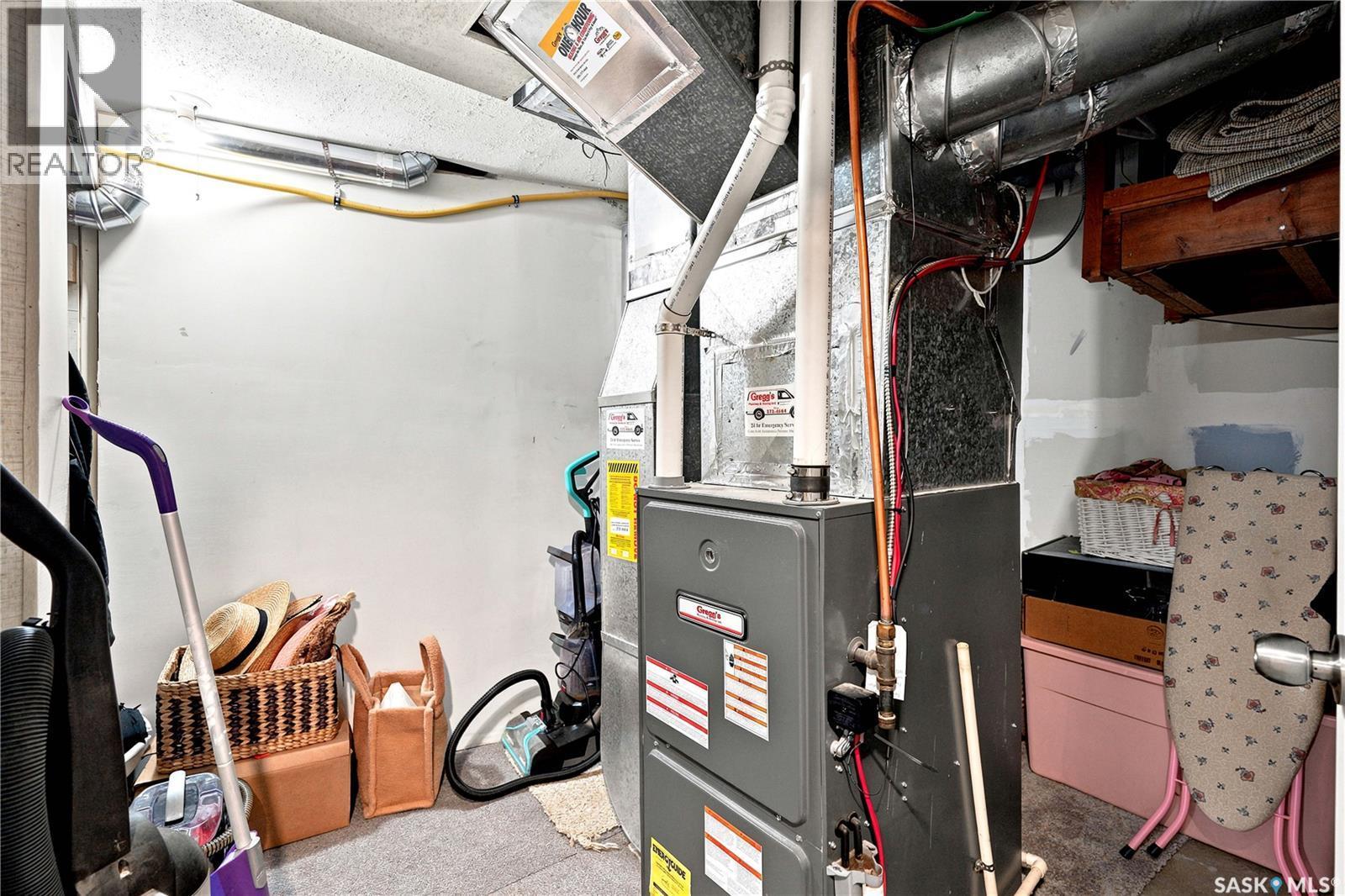 1607 Alexandra Avenue, Saskatoon, SK - Indoor Photo Showing Basement