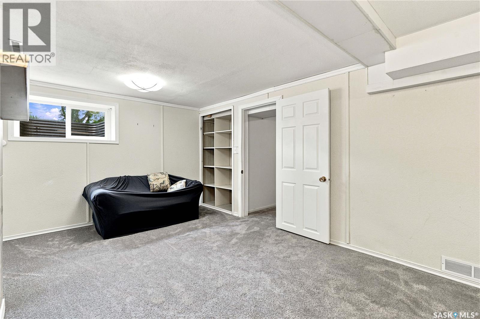 1607 Alexandra Avenue, Saskatoon, SK - Indoor Photo Showing Other Room