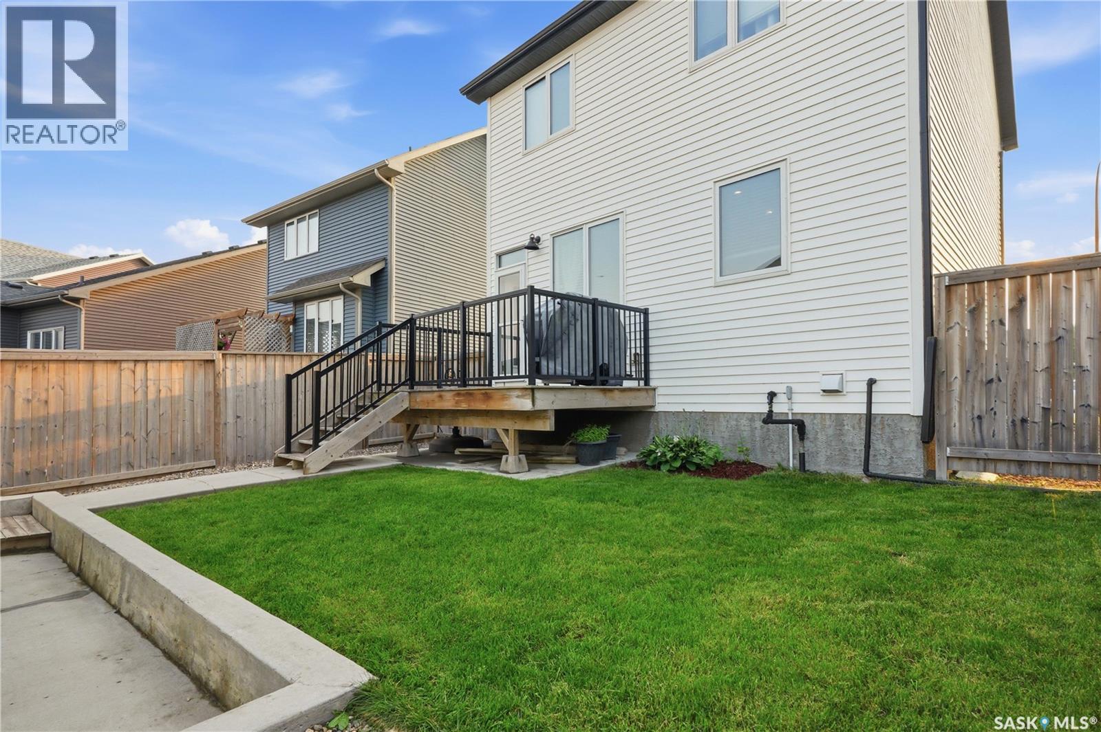 659 Secord Bend, Saskatoon, SK - Outdoor With Deck Patio Veranda With Exterior