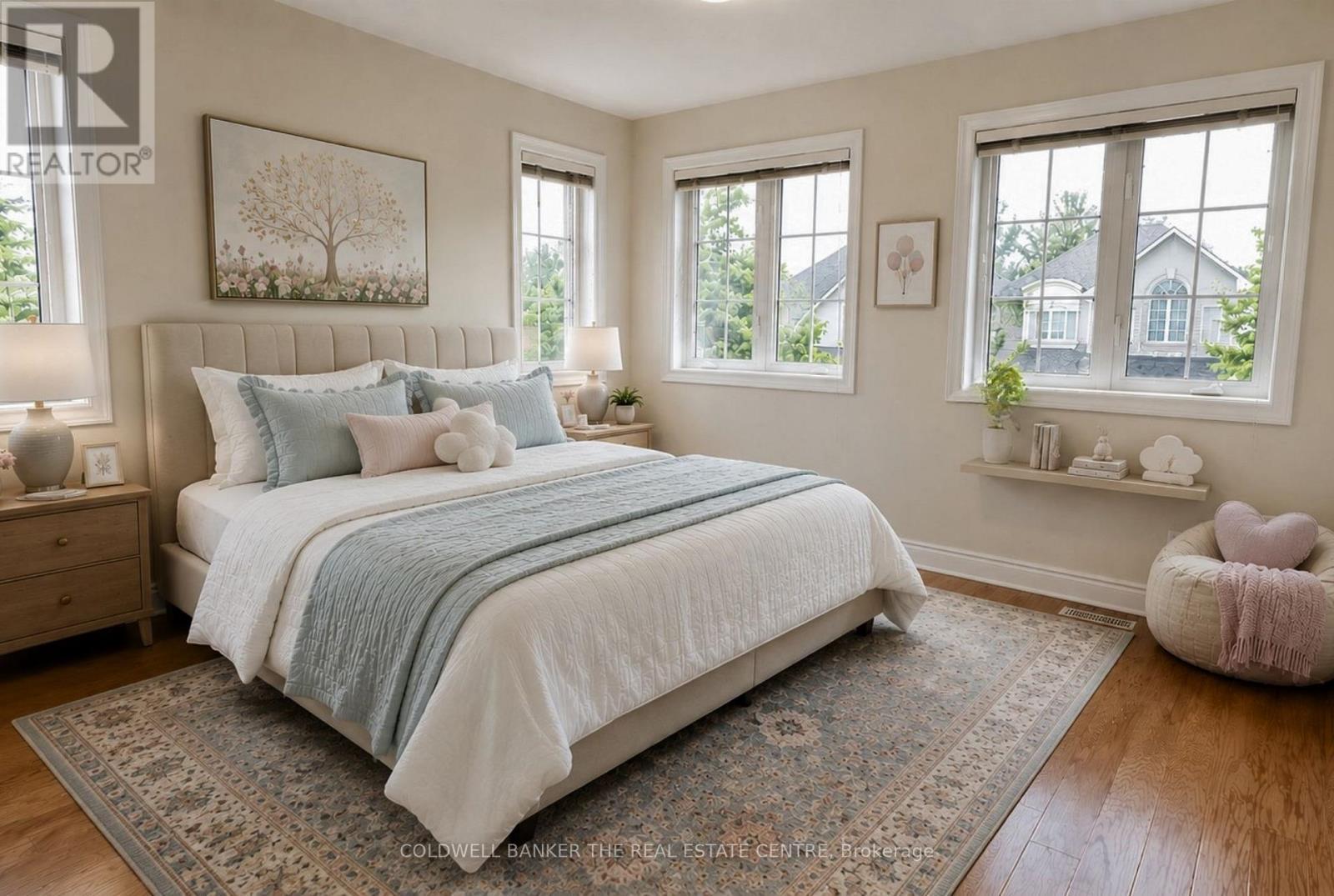 64 - 85 Stonecliffe Crescent, Aurora, ON - Indoor Photo Showing Bedroom