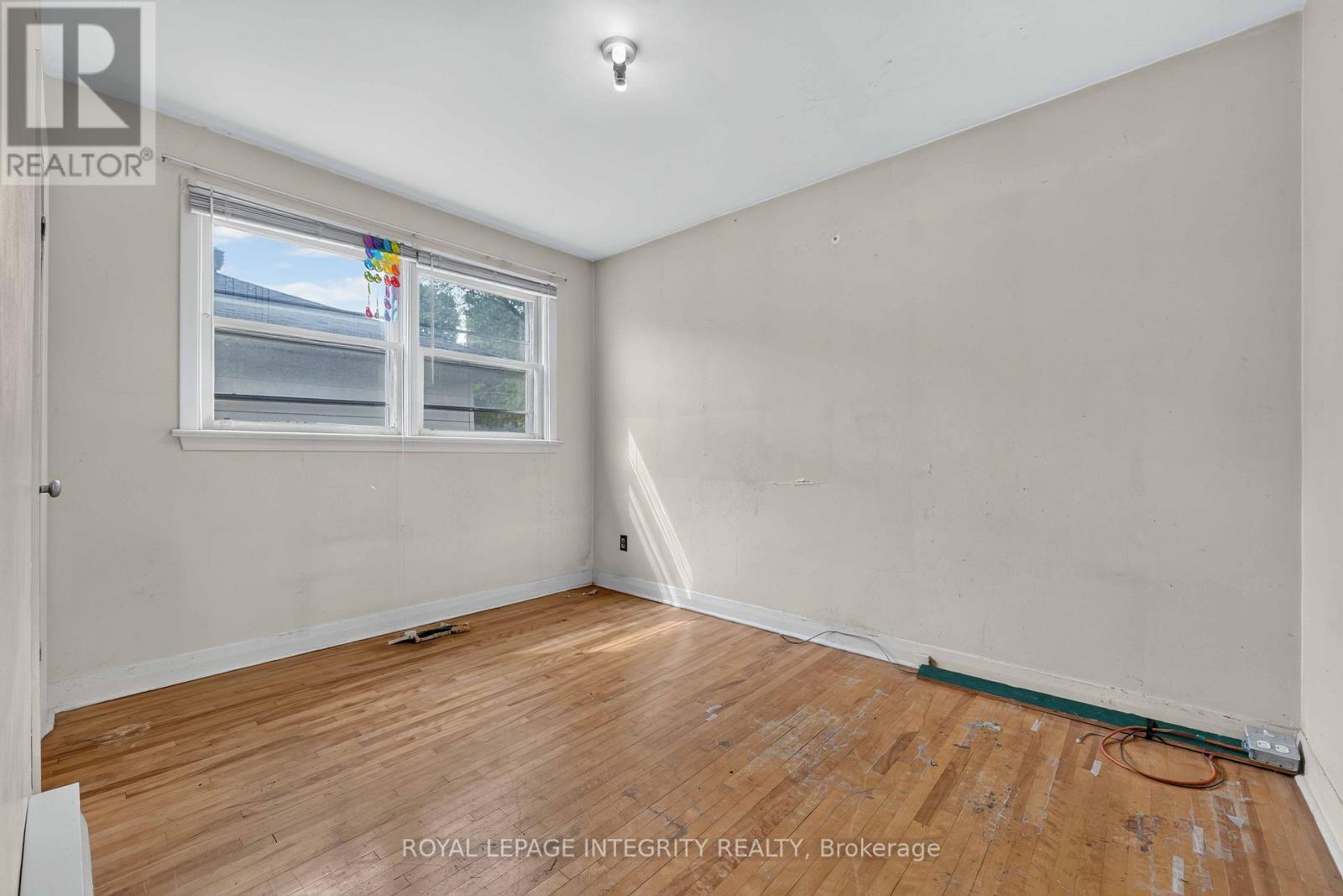 1274 Woodroffe Avenue, Ottawa, ON