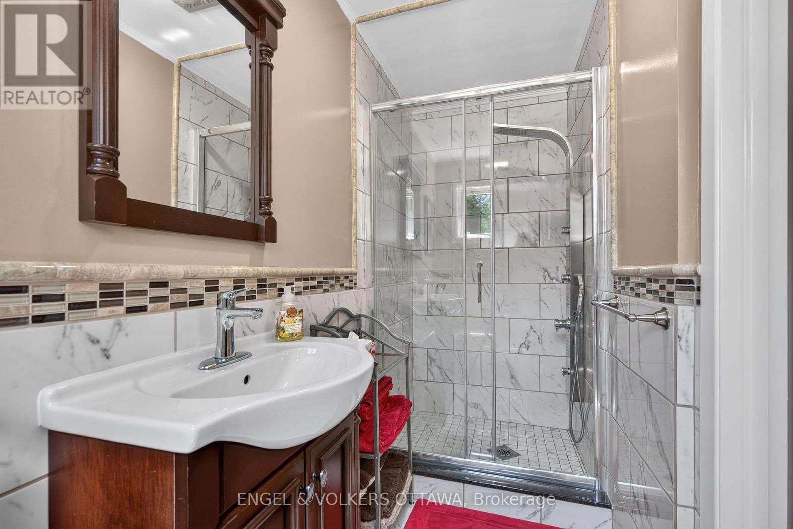 760 Kerwin Road, Ottawa, ON - Indoor Photo Showing Bathroom