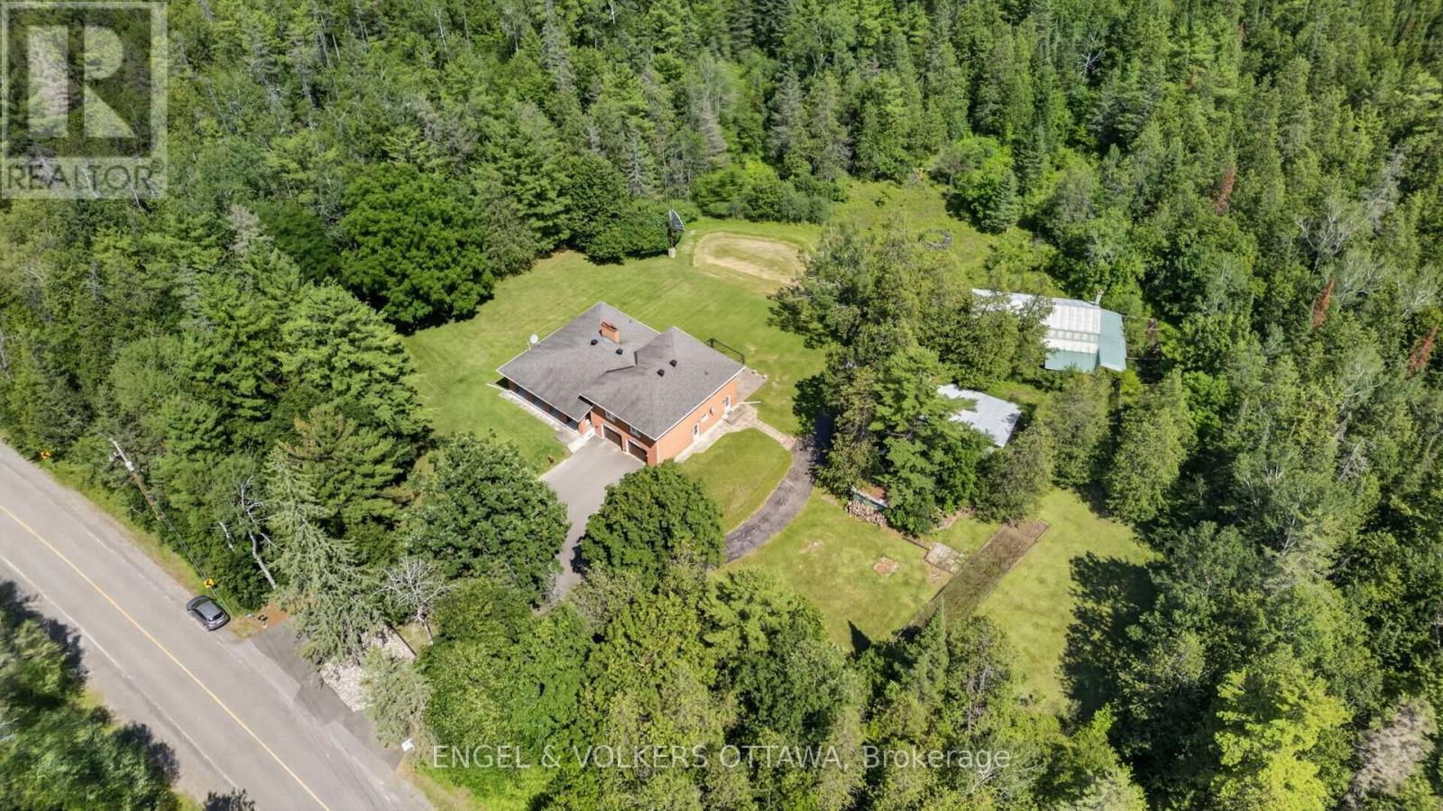 760 Kerwin Road, Ottawa, ON - Outdoor With View