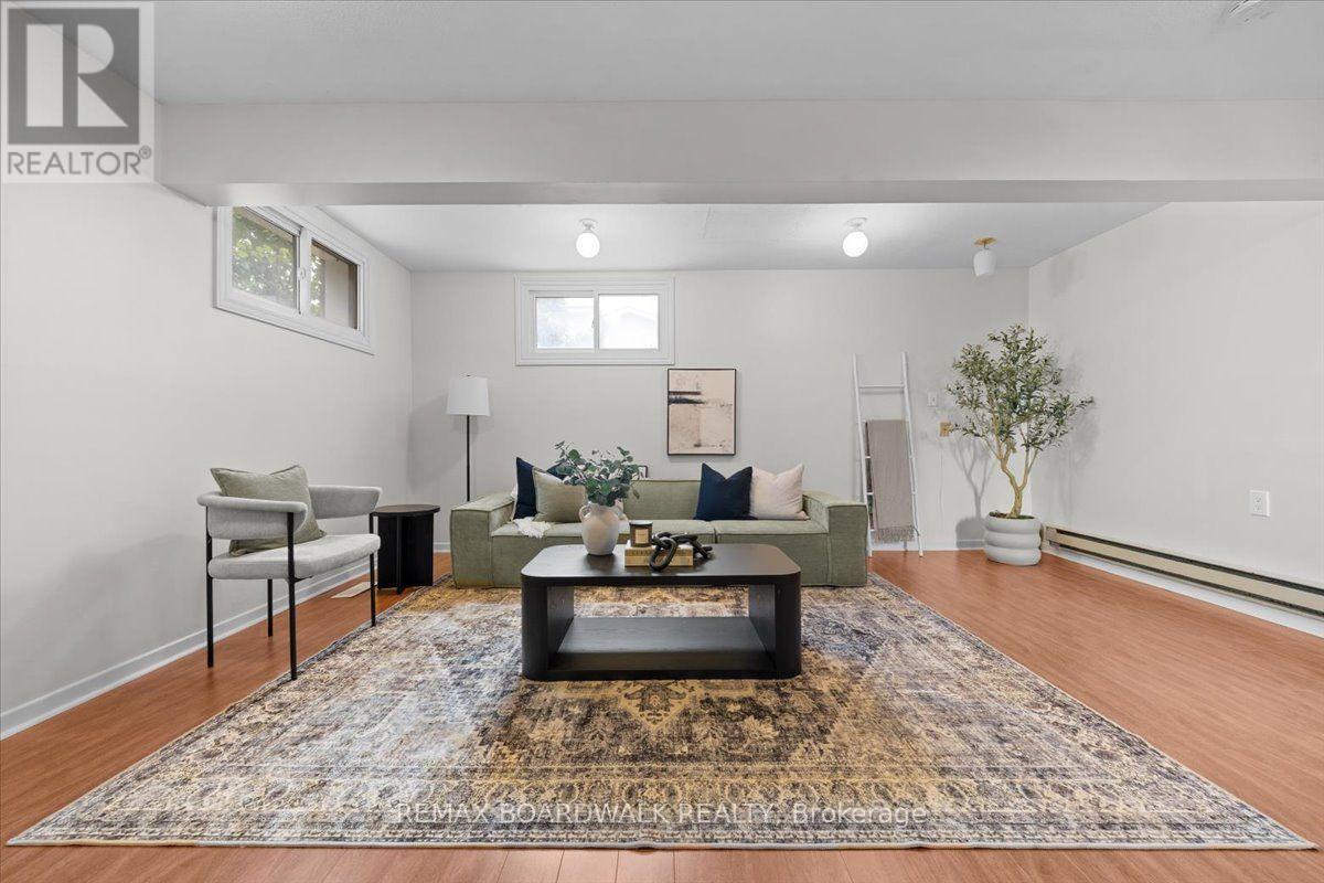 1219 Notting Hill Avenue, Ottawa, ON - Indoor