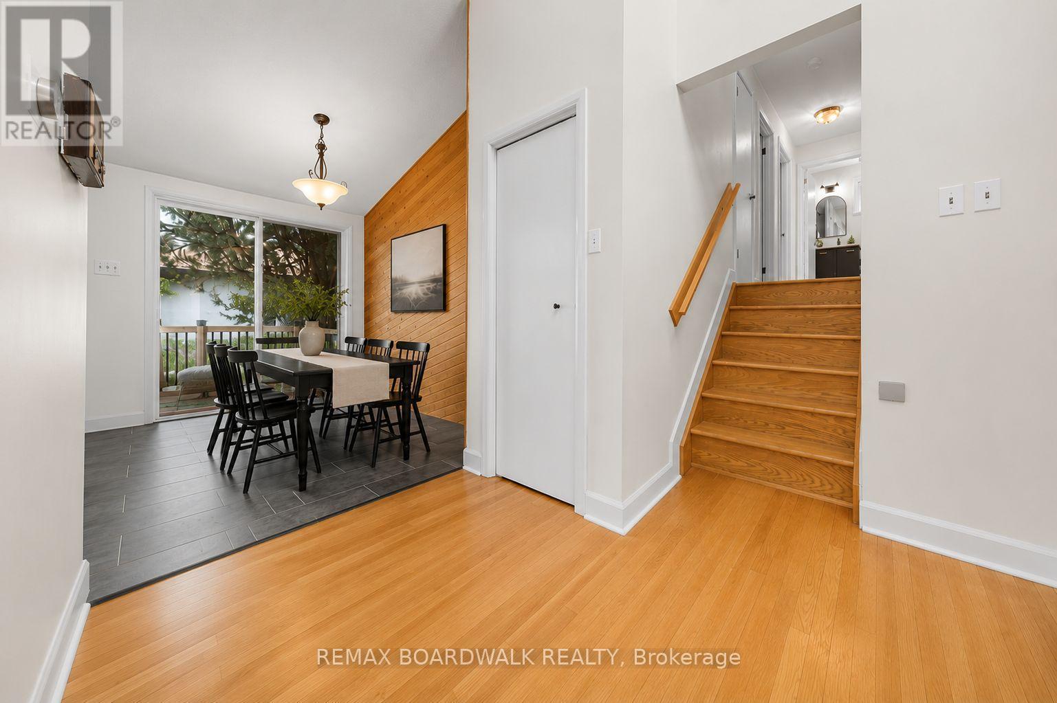 1219 Notting Hill Avenue, Ottawa, ON - Indoor Photo Showing Other Room