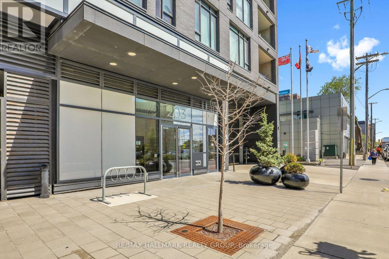 1204 - 203 Catherine Street, Ottawa, ON - Outdoor