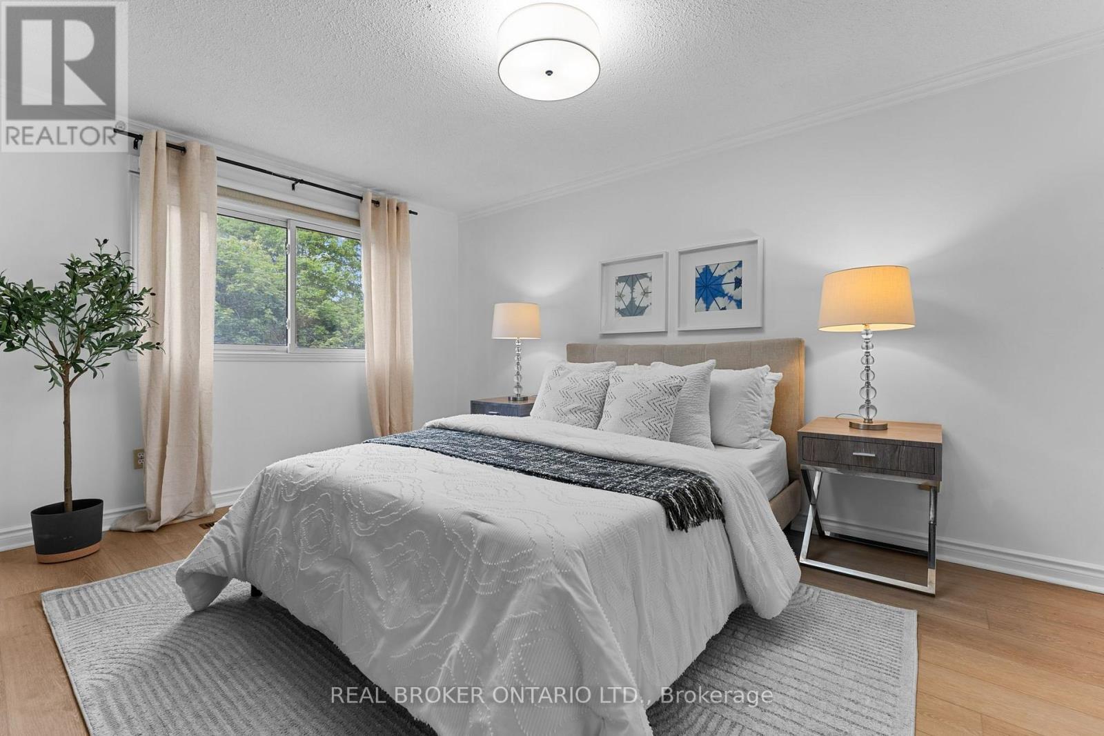1 Baronial Court, Toronto, ON - Indoor Photo Showing Bedroom