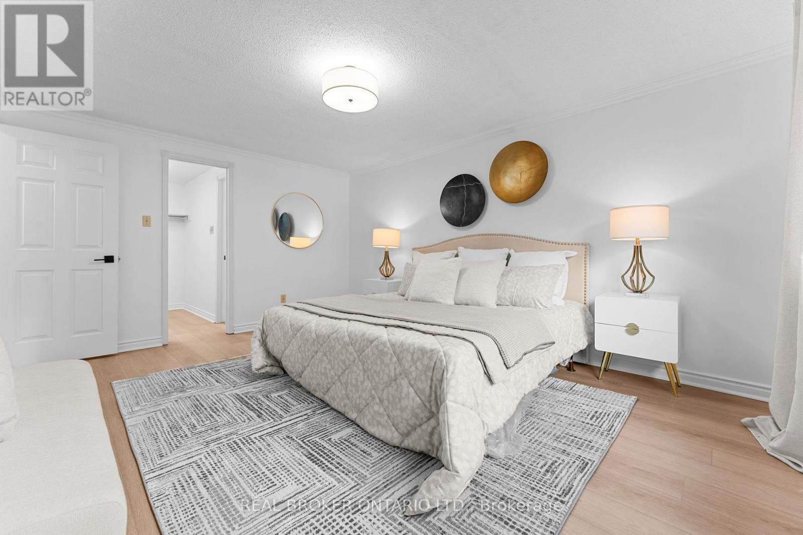 1 Baronial Court, Toronto, ON - Indoor Photo Showing Bedroom