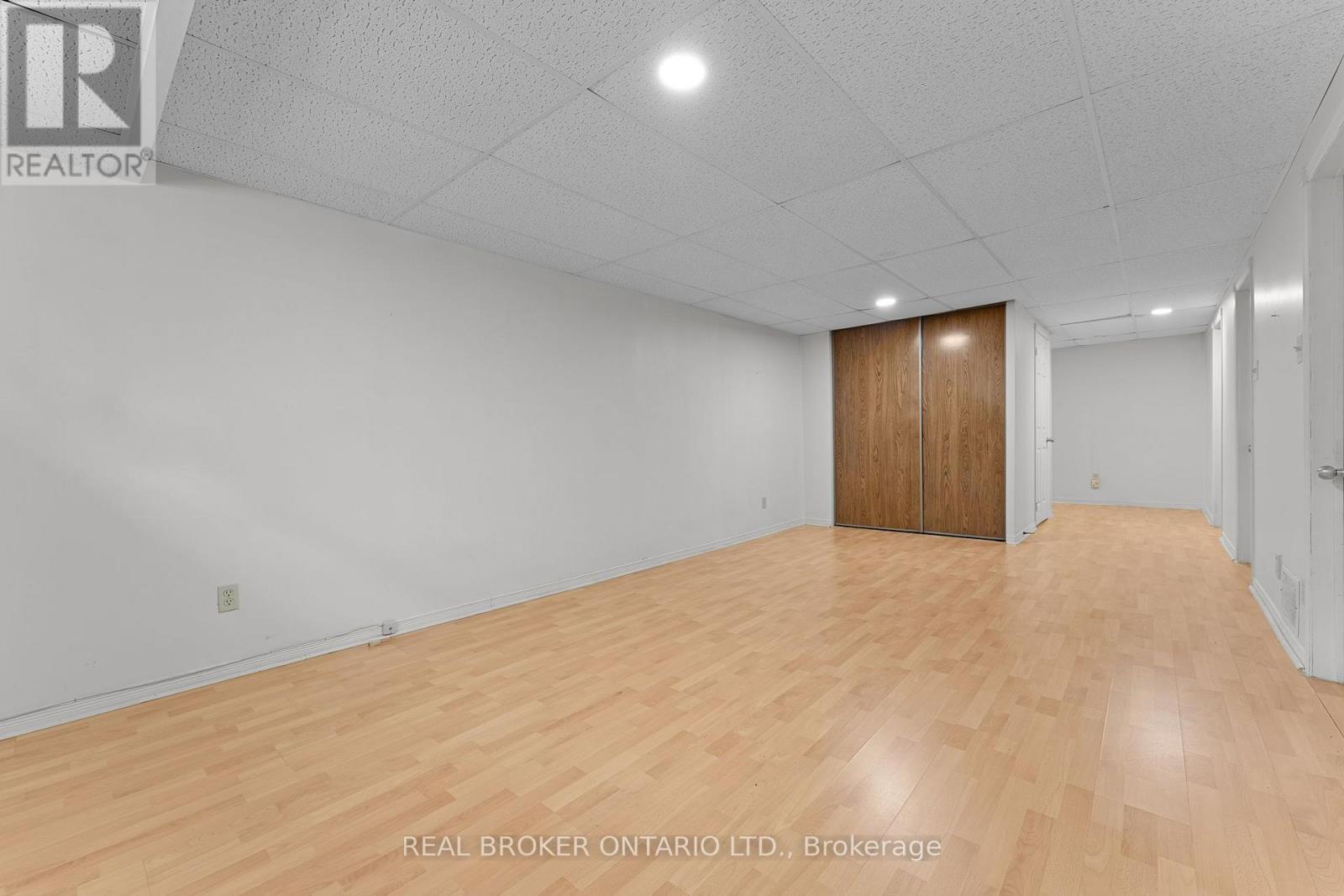 1 Baronial Court, Toronto, ON - Indoor