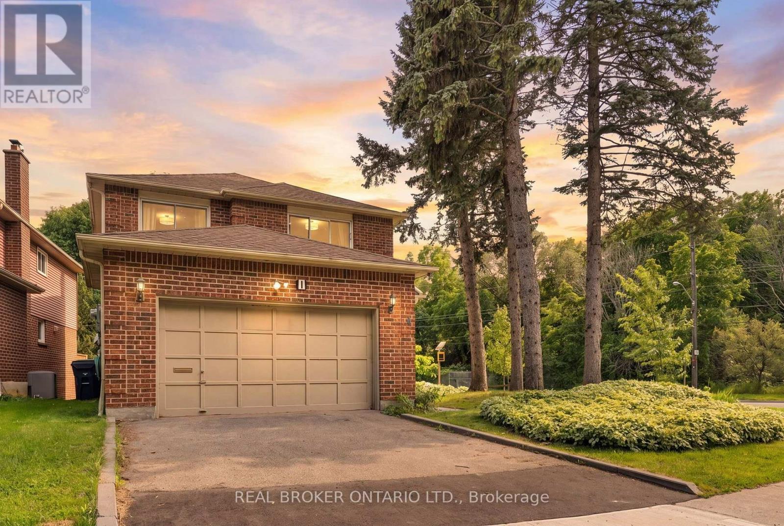 1 Baronial Court, Toronto, ON - Outdoor