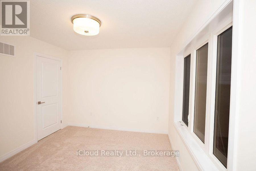 84 Fieldridge Crescent, Brampton, ON - Indoor Photo Showing Other Room