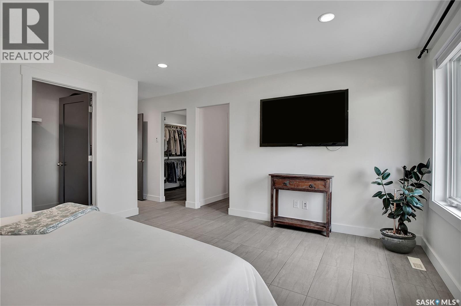 102 Kinsmen Crescent, Martensville, SK - Indoor Photo Showing Bedroom