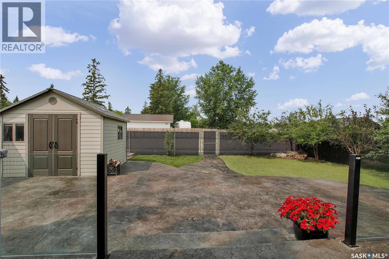 102 Kinsmen Crescent, Martensville, SK - Outdoor