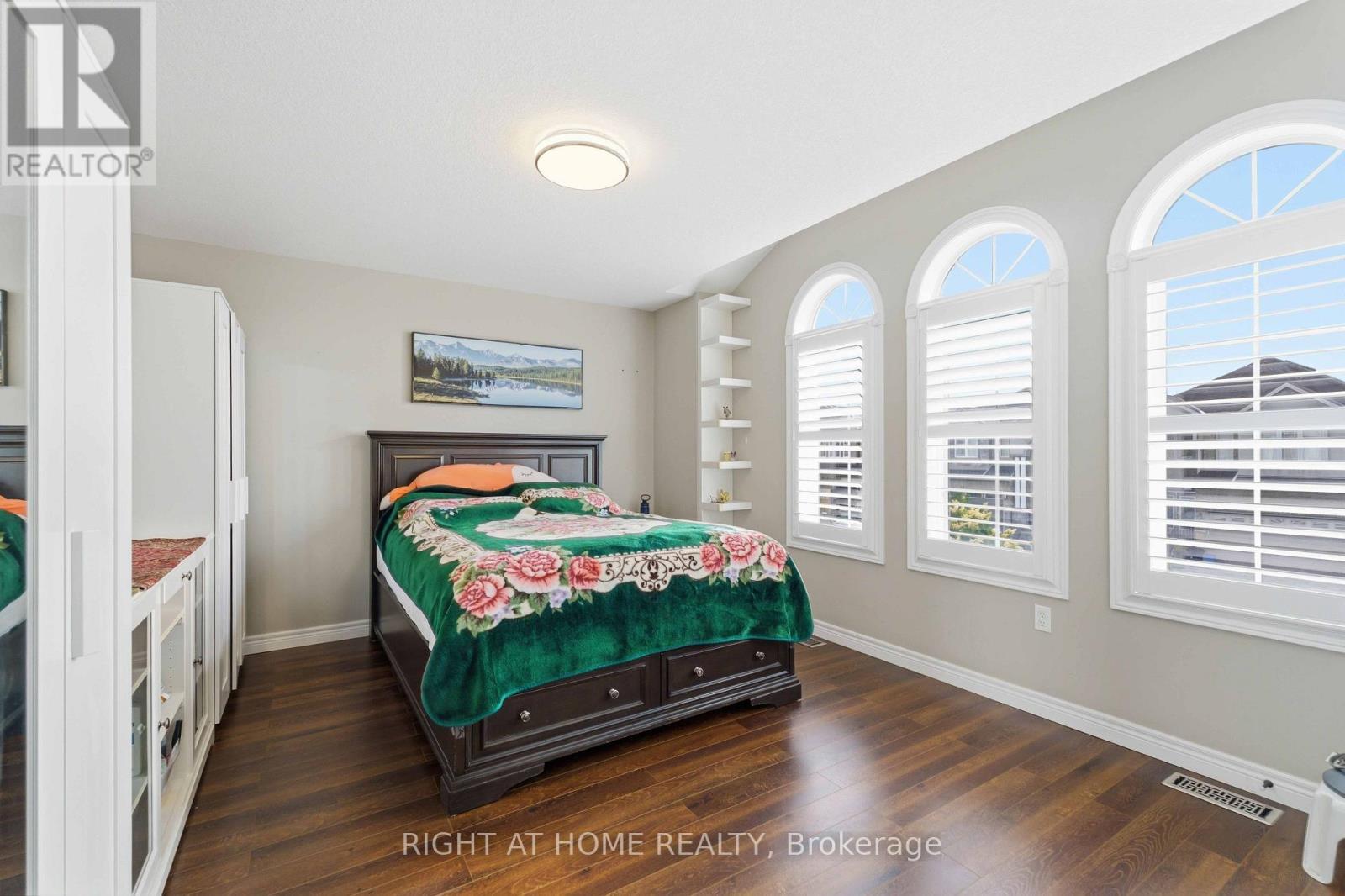 212 Chartwell Circle, Hamilton, ON