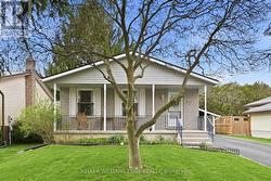 17 RICHARDSON DRIVE Norfolk, ON N0A 1N4