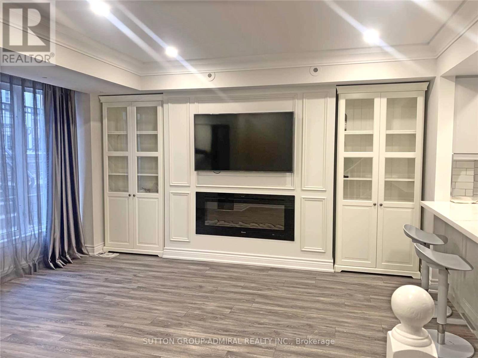 356 - 3 Everson Drive, Toronto, ON - Indoor Photo Showing Other Room
