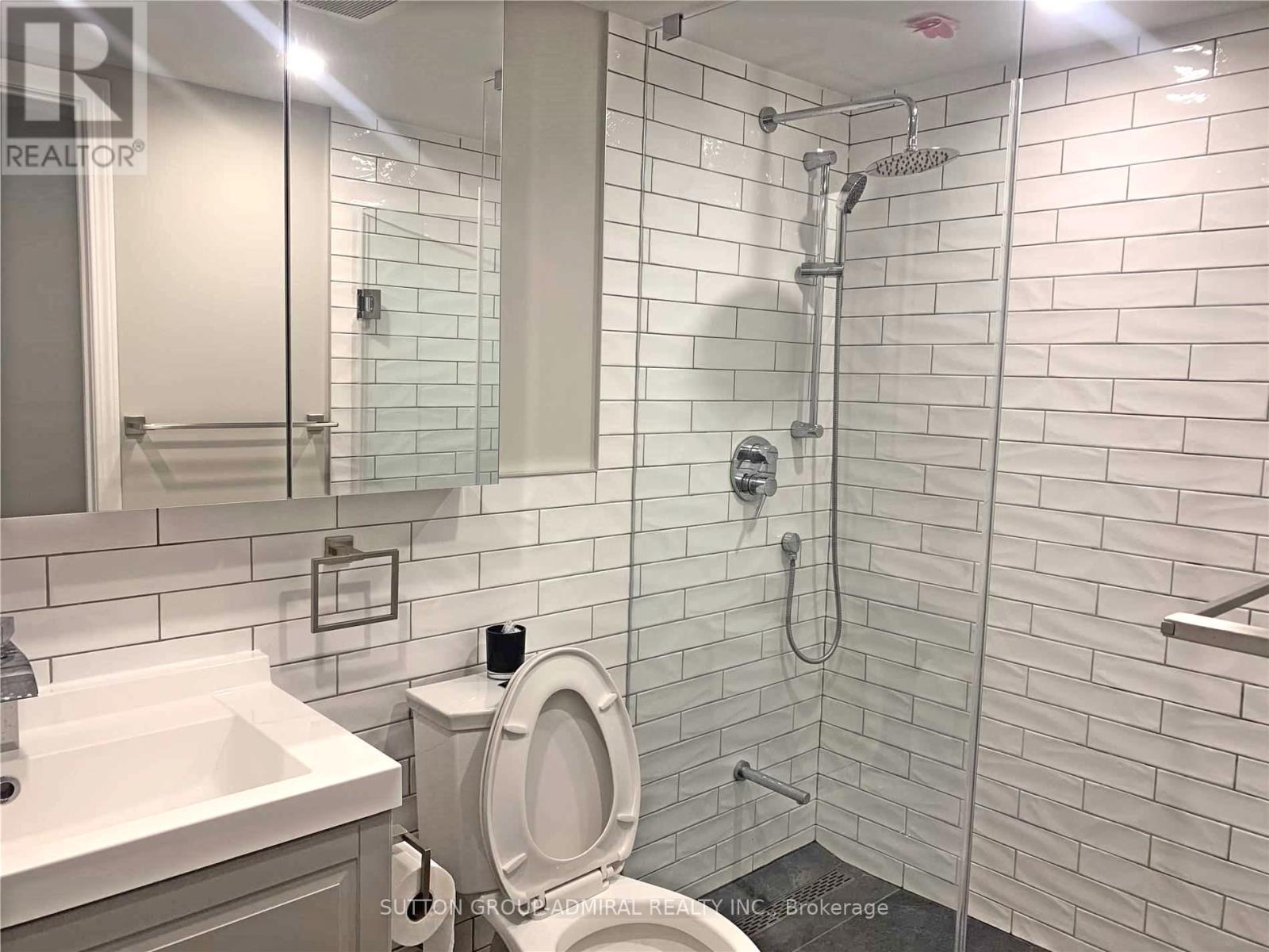 356 - 3 Everson Drive, Toronto, ON - Indoor Photo Showing Bathroom