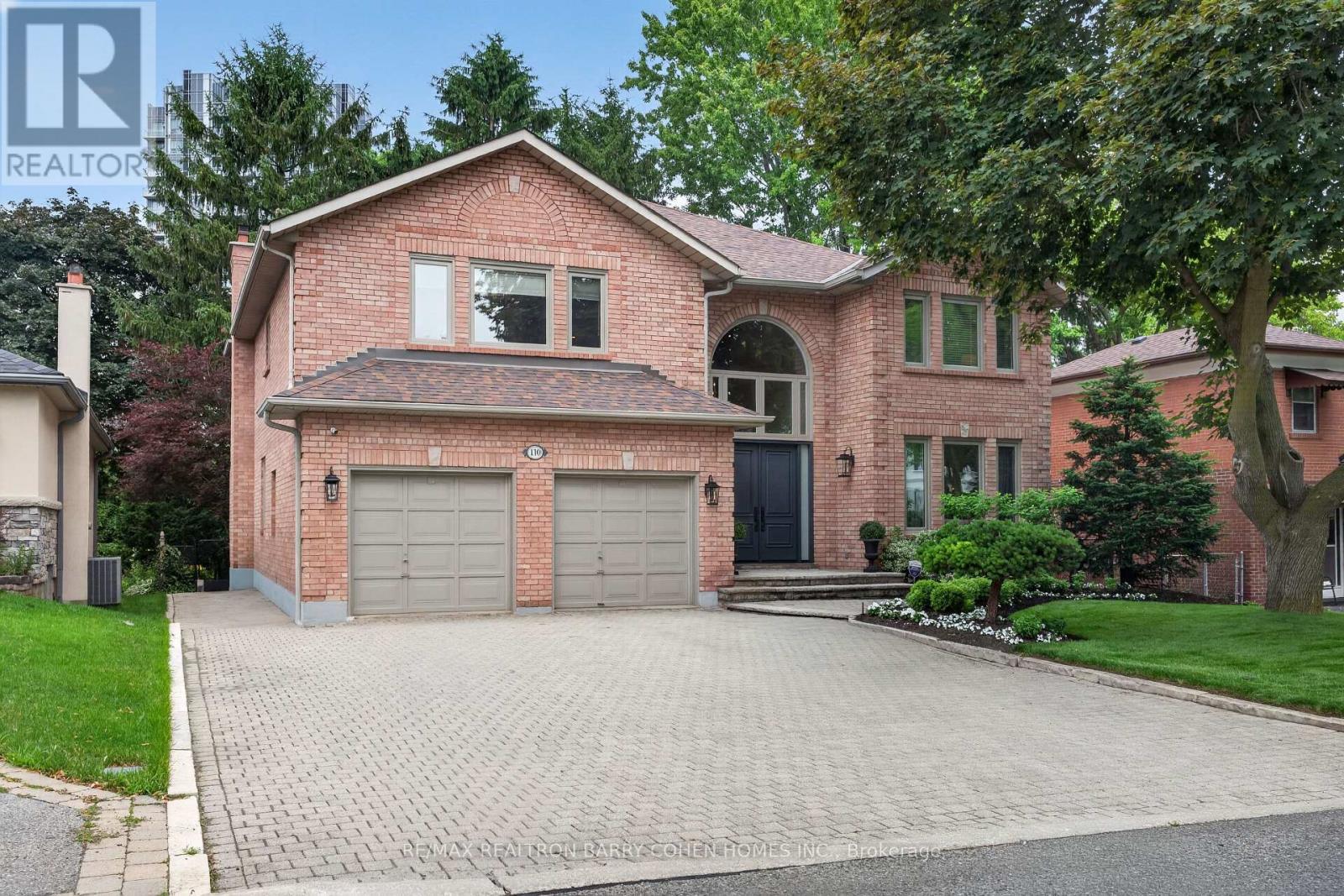 110 Upper Canada Drive, Toronto, ON - Outdoor With Facade