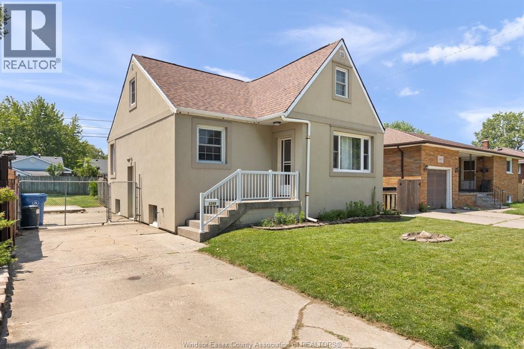 1249 Westcott, Windsor, ON - Outdoor