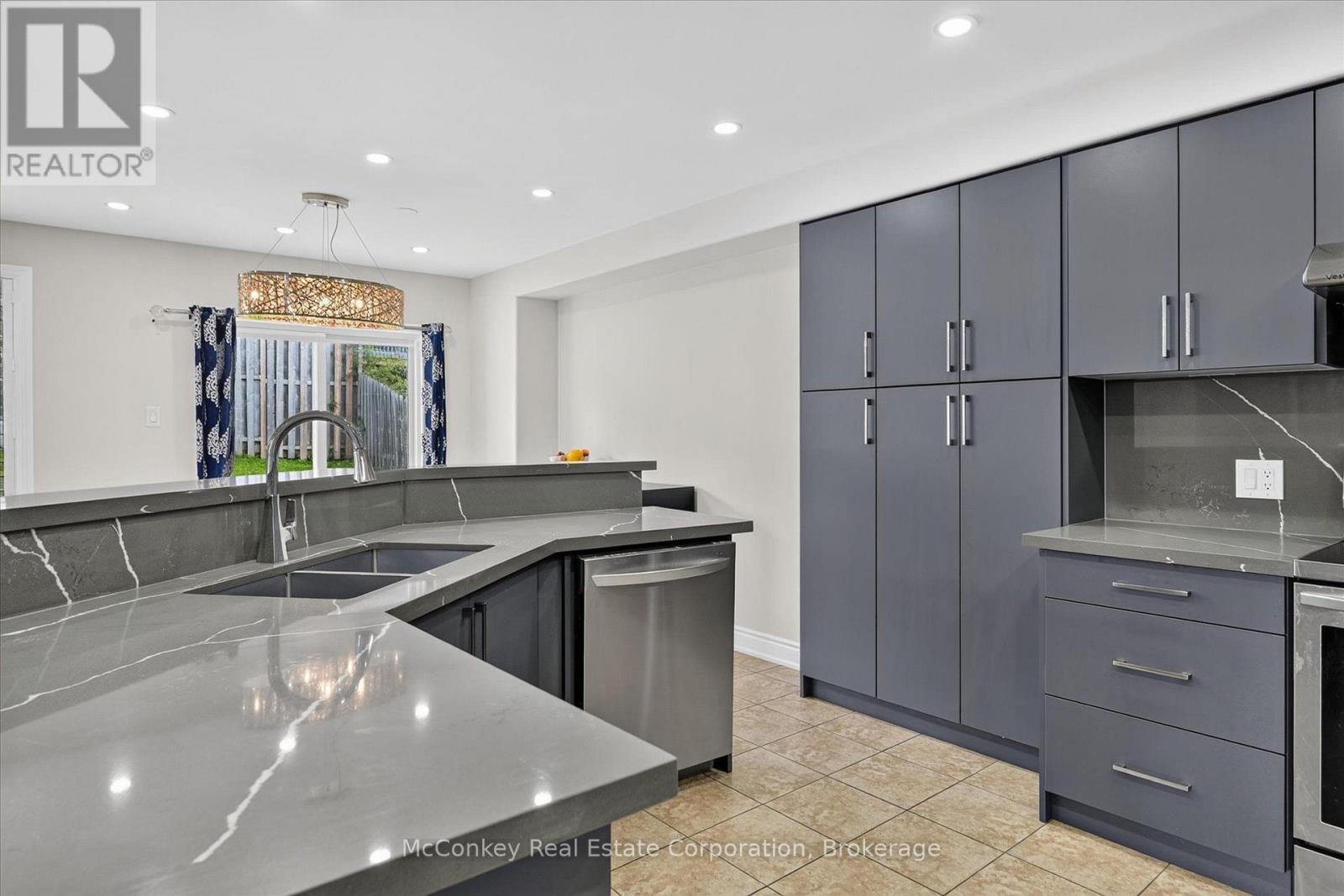 Sparkling NEW Kitchen - 609 Ackerman Crescent, Peterborough (Monaghan Ward 2), ON - Indoor Photo Showing Kitchen With Double Sink
