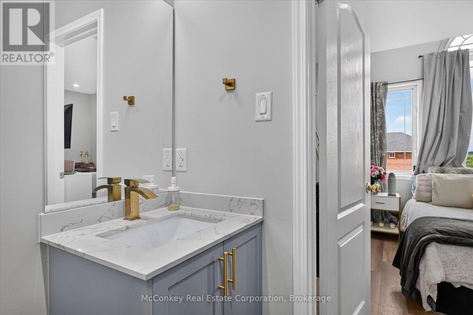 Full Juliette Bathroom - 609 Ackerman Crescent, Peterborough (Monaghan Ward 2), ON - Indoor Photo Showing Bathroom
