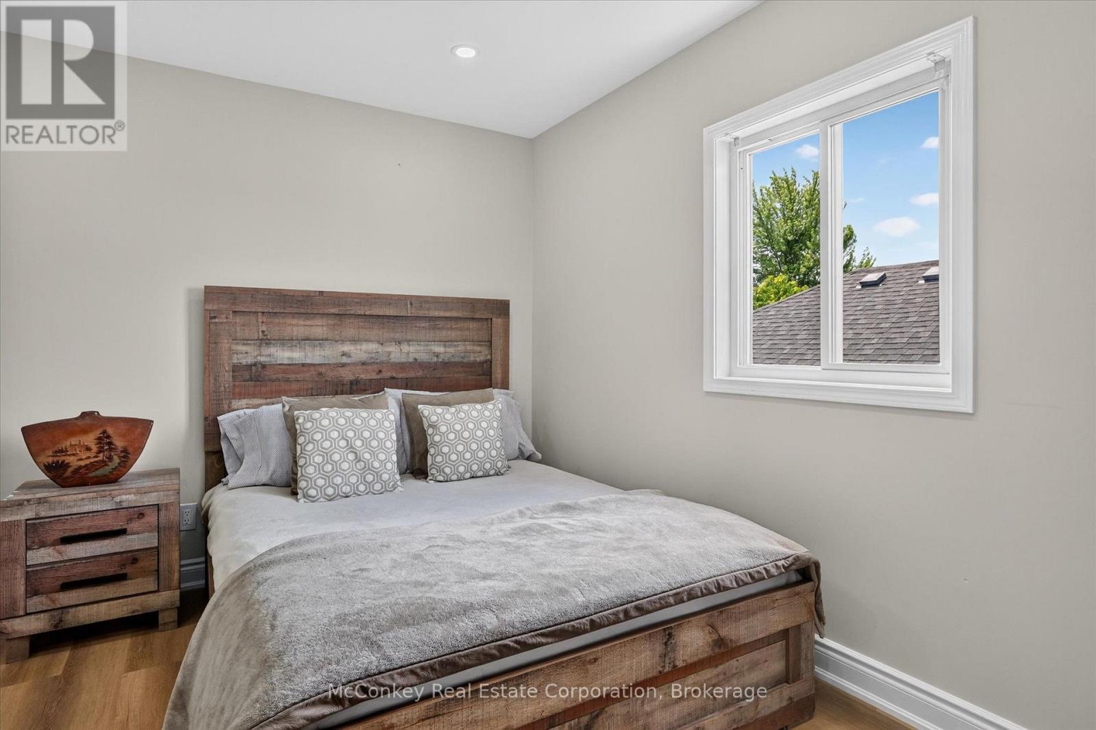 2nd Floor Bedroom #3 - 609 Ackerman Crescent, Peterborough (Monaghan Ward 2), ON - Indoor Photo Showing Bedroom