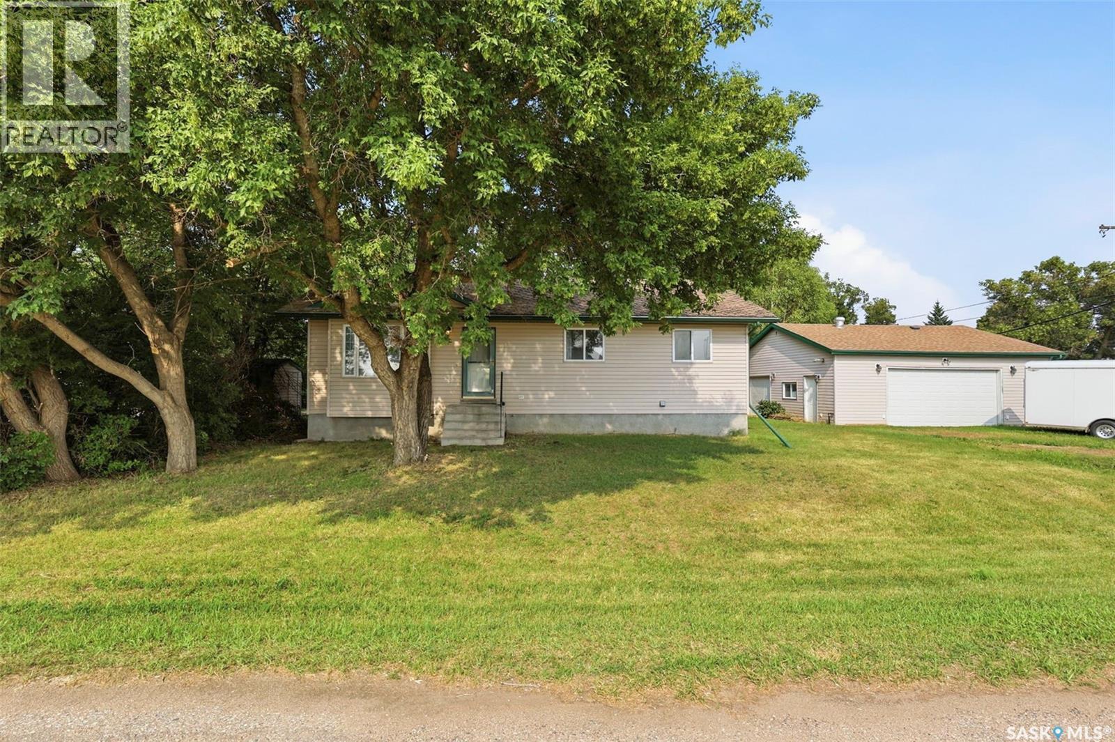114 First Avenue W, Vanscoy, SK - Outdoor