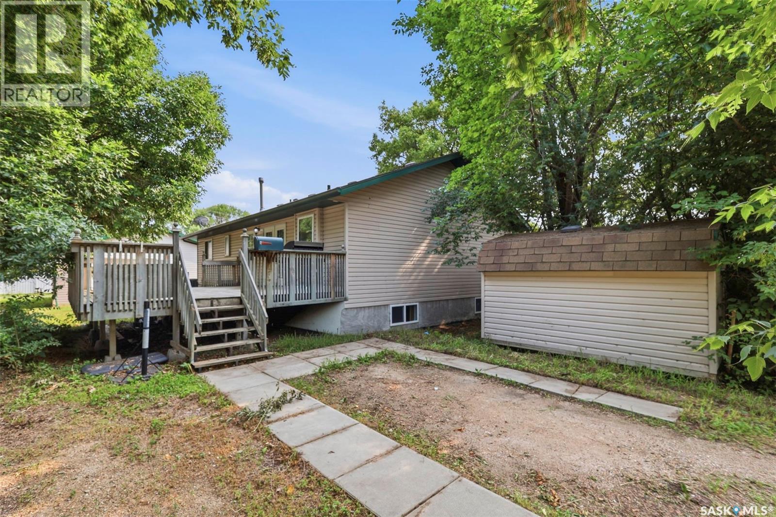 114 First Avenue W, Vanscoy, SK - Outdoor