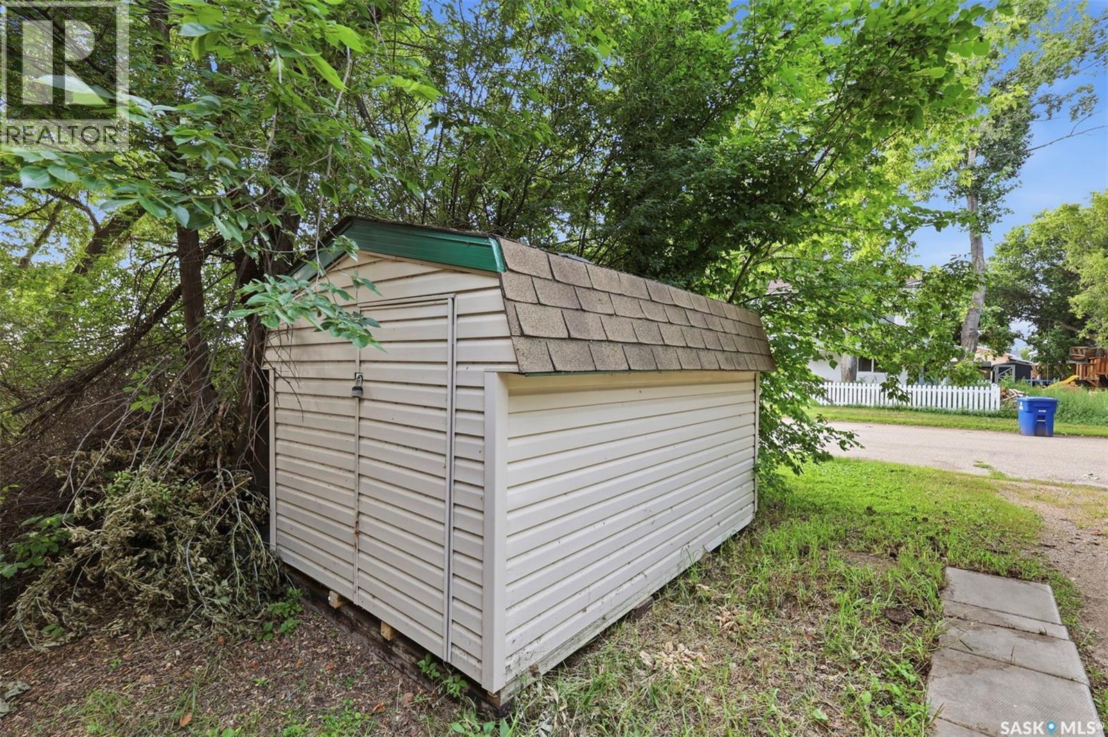 114 First Avenue W, Vanscoy, SK - Outdoor