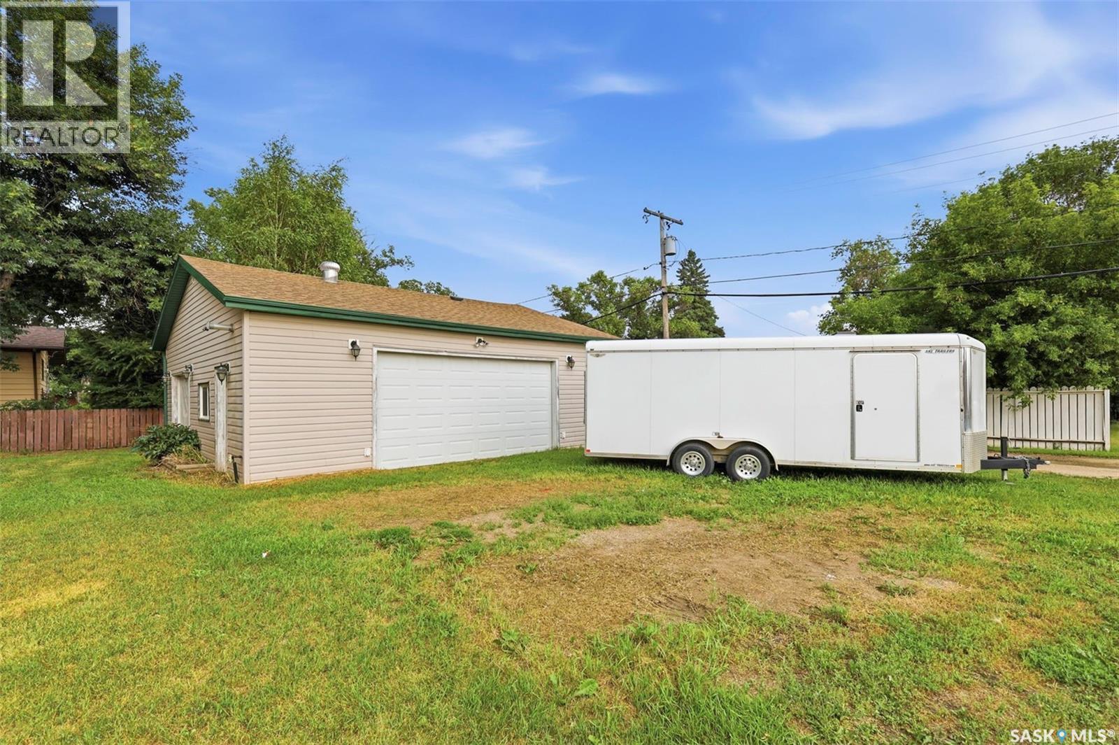114 First Avenue W, Vanscoy, SK - Outdoor