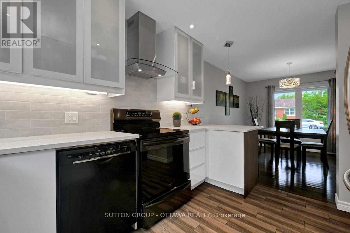 1234 Anoka Street, Ottawa, ON - Indoor Photo Showing Kitchen