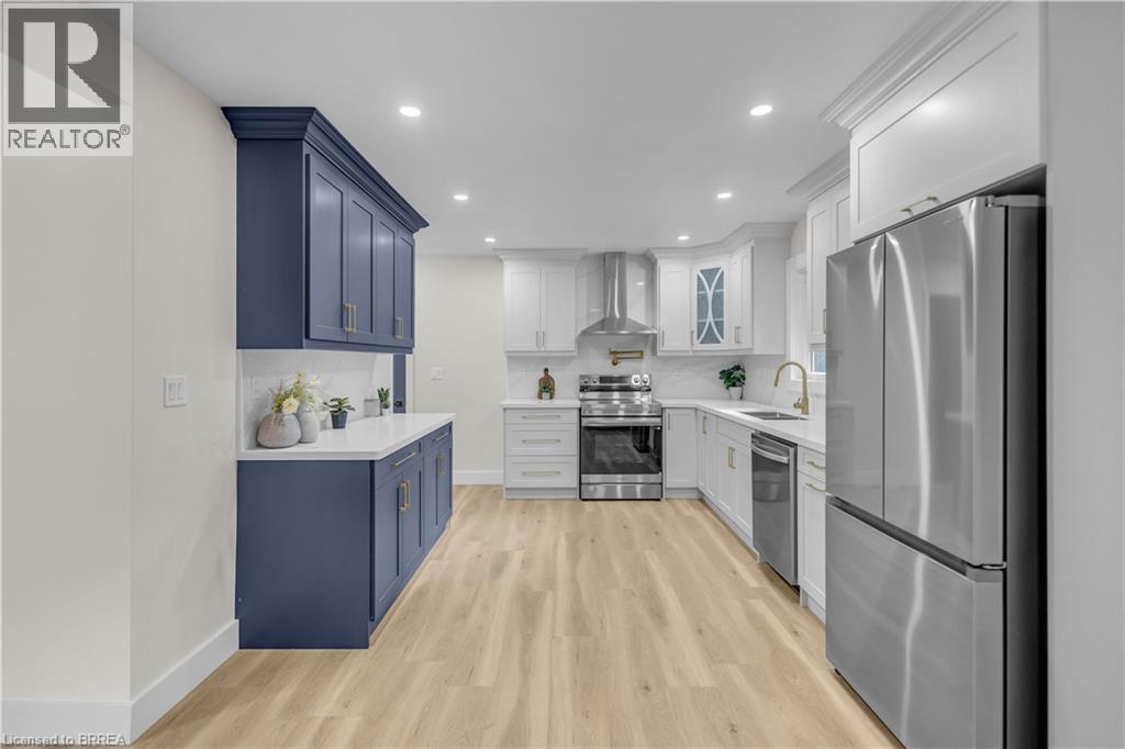 44 Tyrell Street, Simcoe, ON - Indoor Photo Showing Kitchen