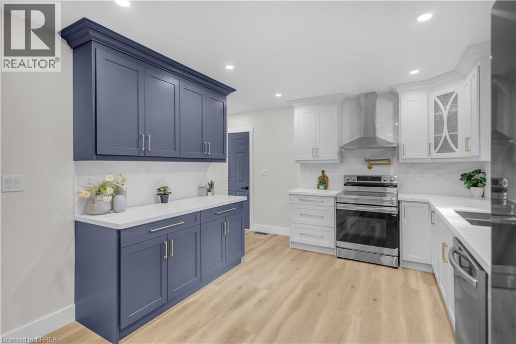 44 Tyrell Street, Simcoe, ON - Indoor Photo Showing Kitchen