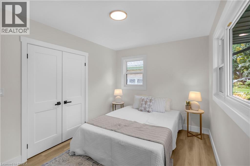44 Tyrell Street, Simcoe, ON - Indoor Photo Showing Bedroom
