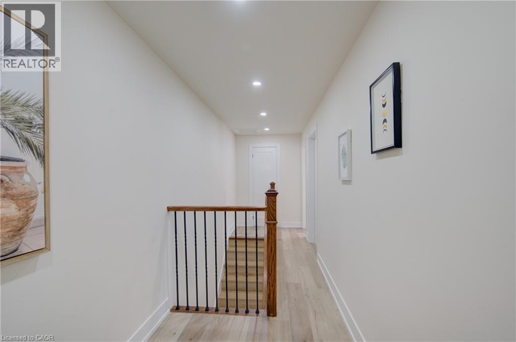 26 Richardson Street, Cambridge, ON - Indoor Photo Showing Other Room