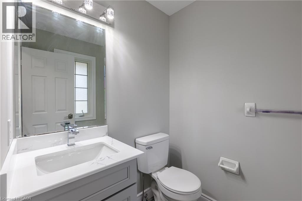 59 Iron Gate Street, Kitchener, ON - Indoor Photo Showing Bathroom