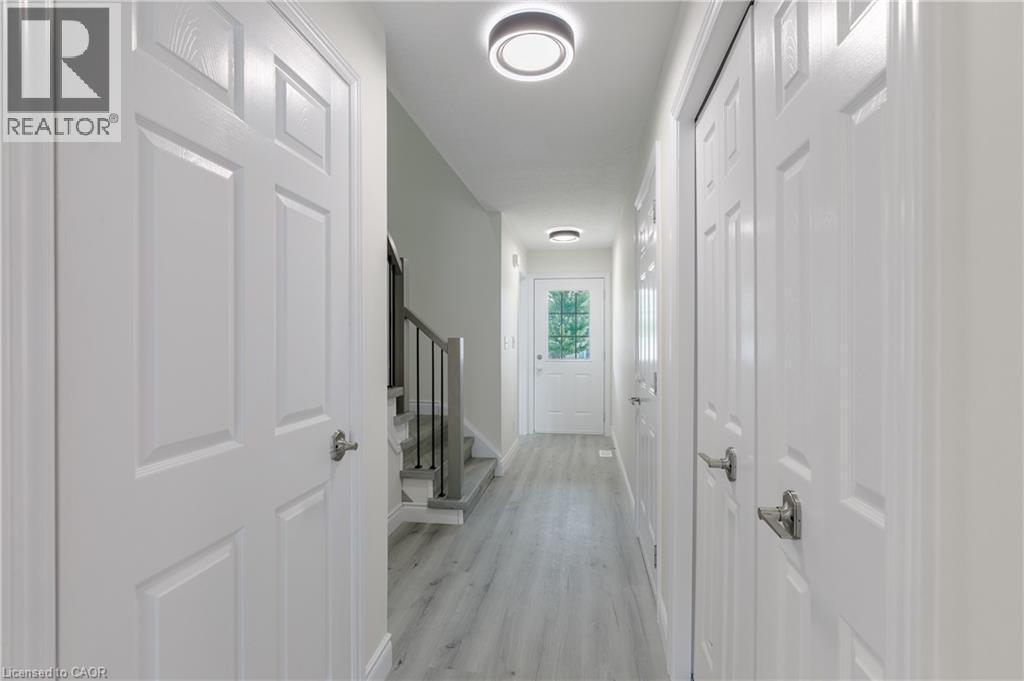 59 Iron Gate Street, Kitchener, ON - Indoor Photo Showing Other Room