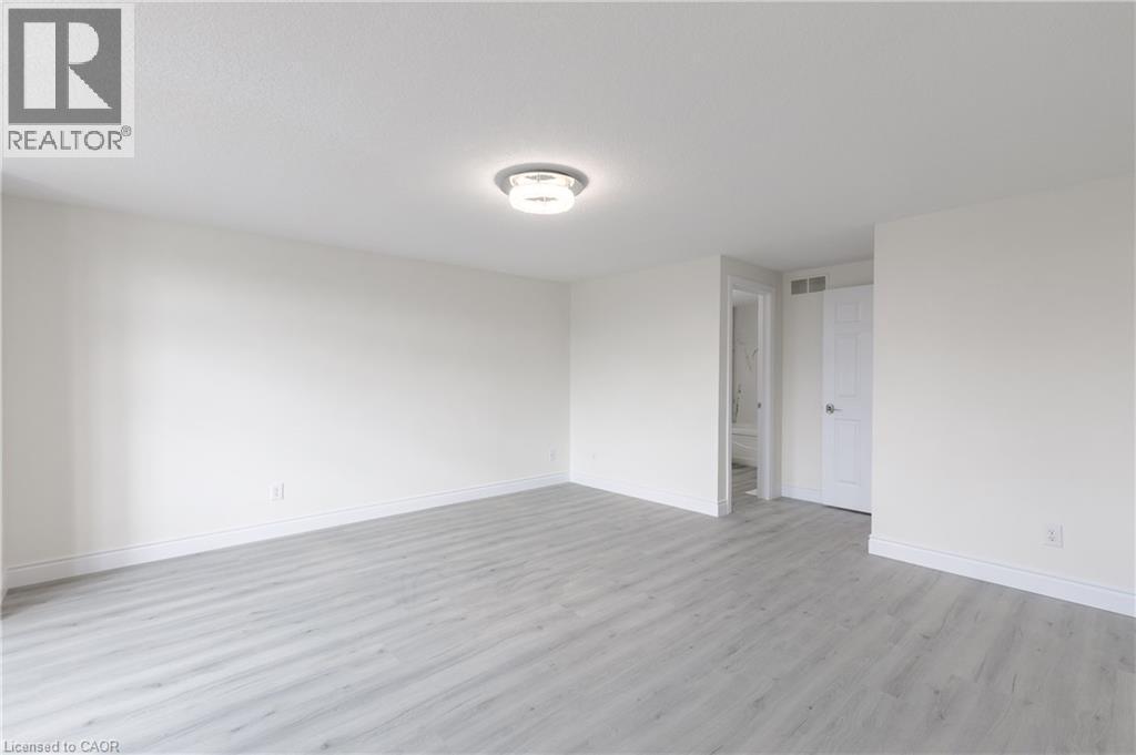 59 Iron Gate Street, Kitchener, ON - Indoor Photo Showing Other Room
