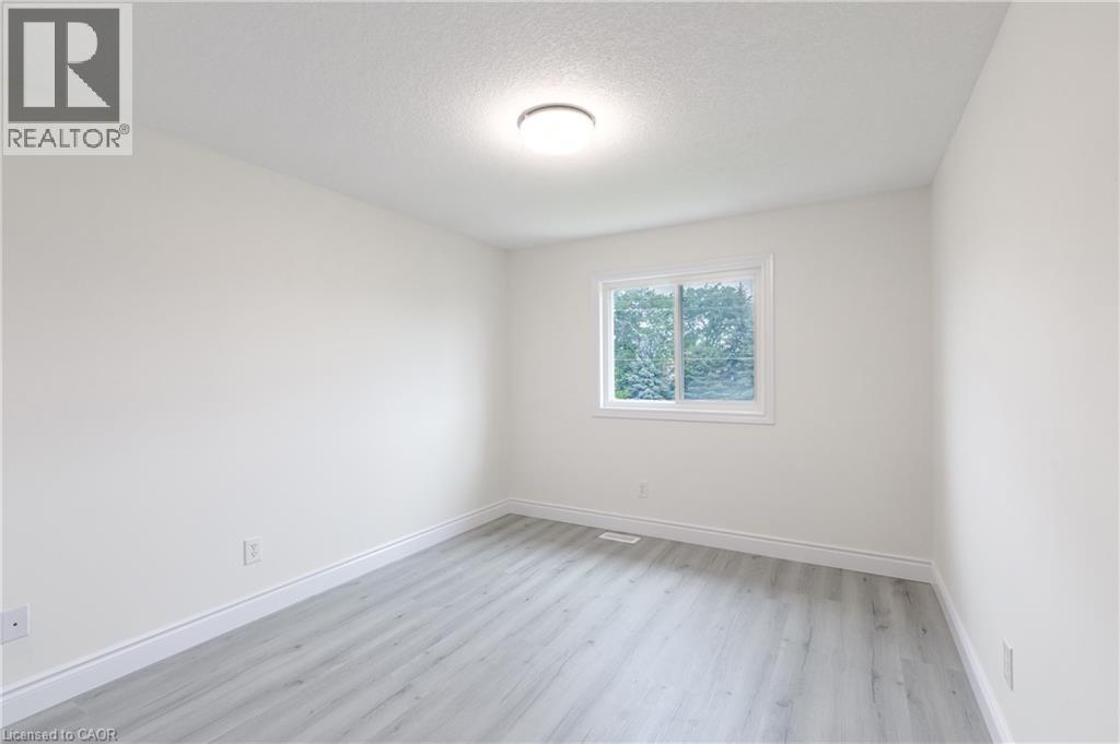 59 Iron Gate Street, Kitchener, ON - Indoor Photo Showing Other Room
