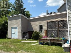 Attached shed - 