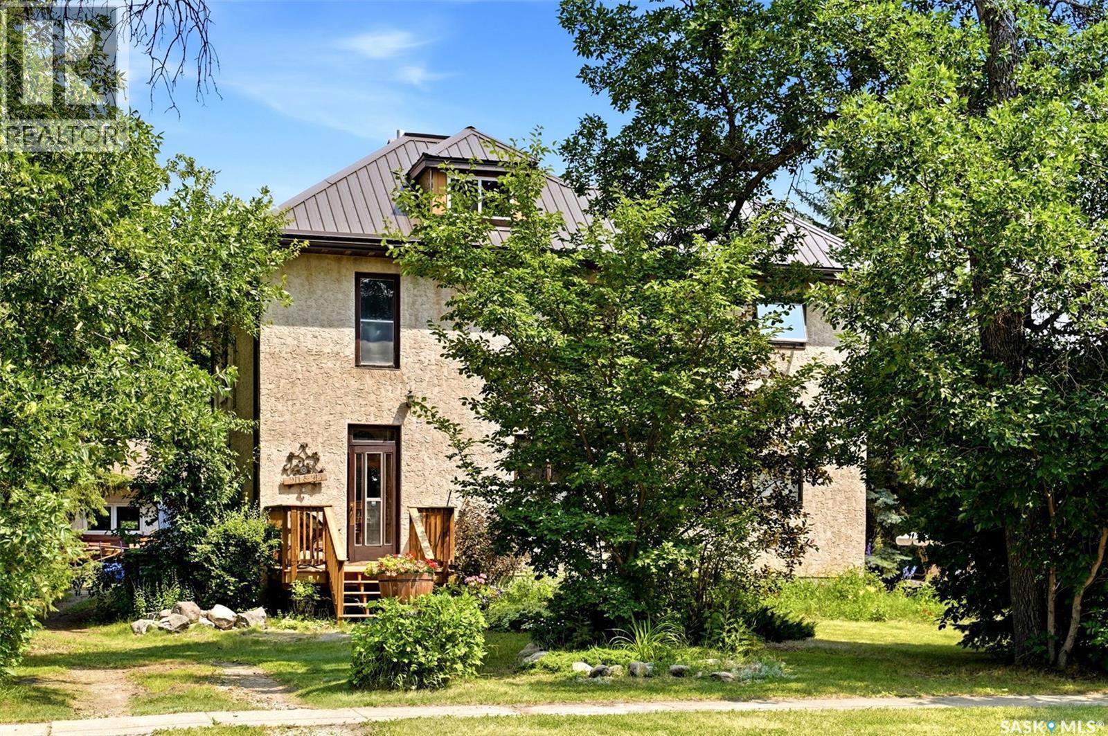 913 Boyle Street, Indian Head, SK - Outdoor
