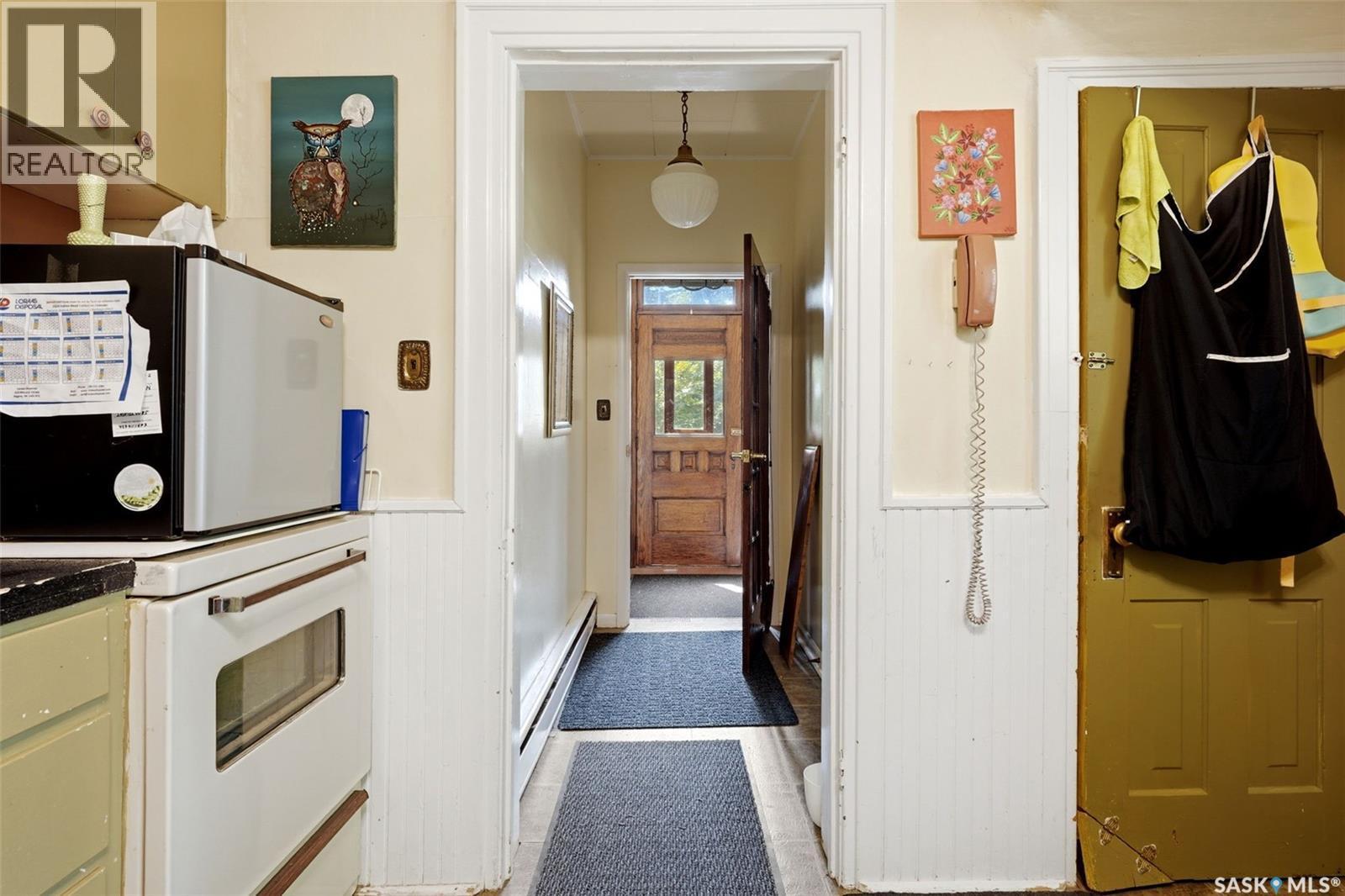 913 Boyle Street, Indian Head, SK - Indoor Photo Showing Other Room