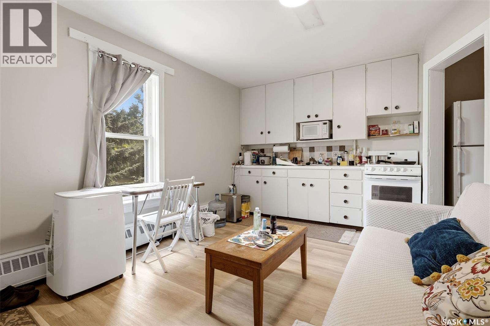 913 Boyle Street, Indian Head, SK - Indoor Photo Showing Kitchen