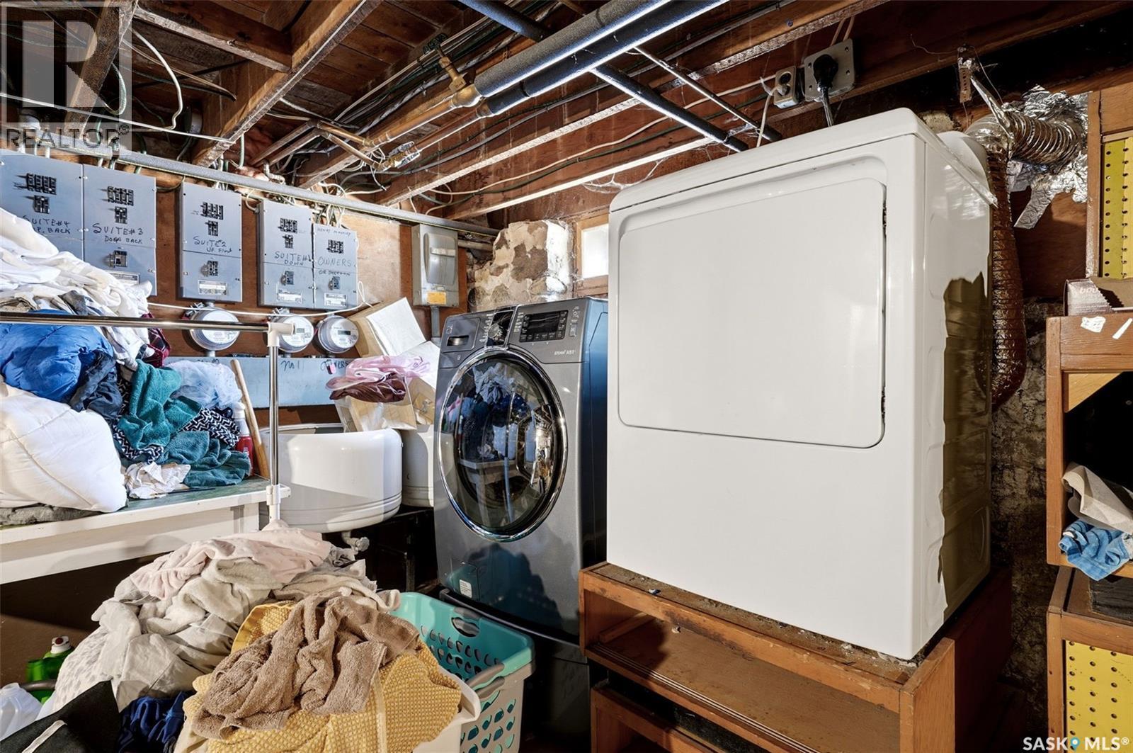 913 Boyle Street, Indian Head, SK - Indoor Photo Showing Laundry Room